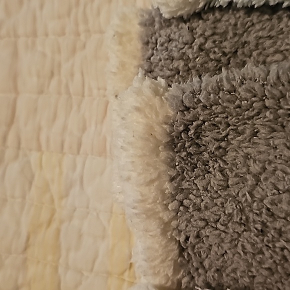 4 Pairs Bulinlulu Diabetic Socks. Dark gray, light gray, lavender, and turquoise - Picture 3 of 6